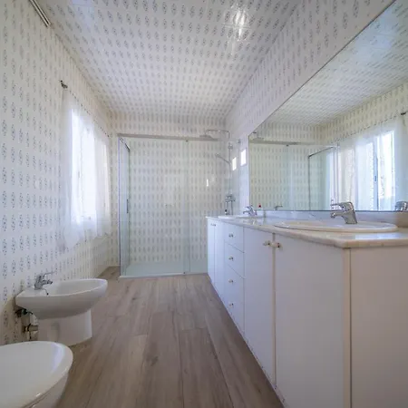 Gala Lux Villa *